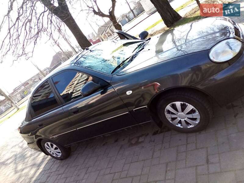 Седан ЗАЗ Sens 2013 в Николаеве