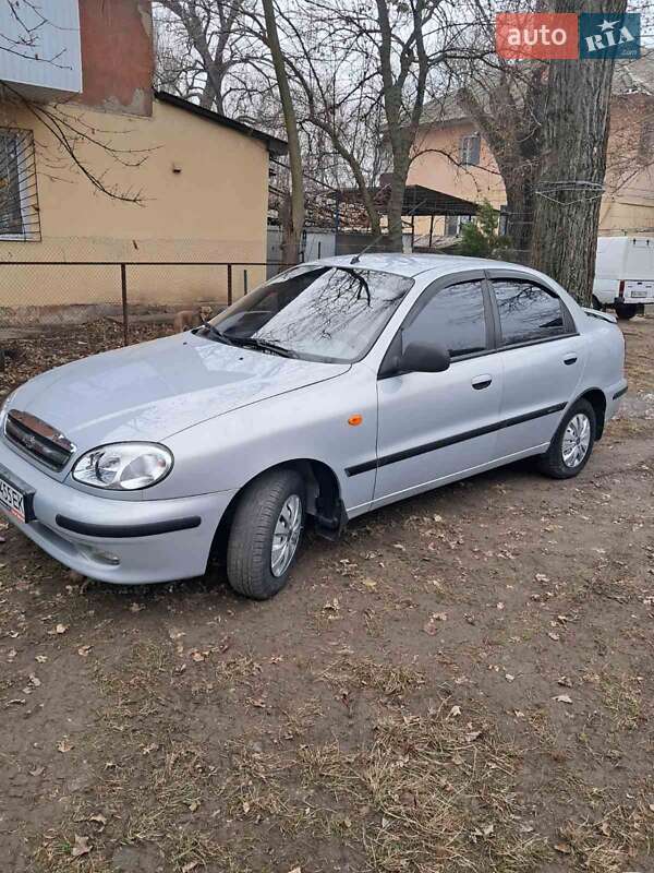 Седан ЗАЗ Sens 2011 в 
