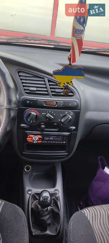 Седан ЗАЗ Sens 2013 в Миколаєві