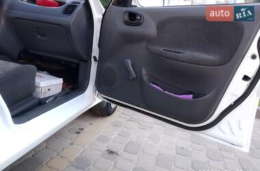 Седан ЗАЗ Sens 2013 в 