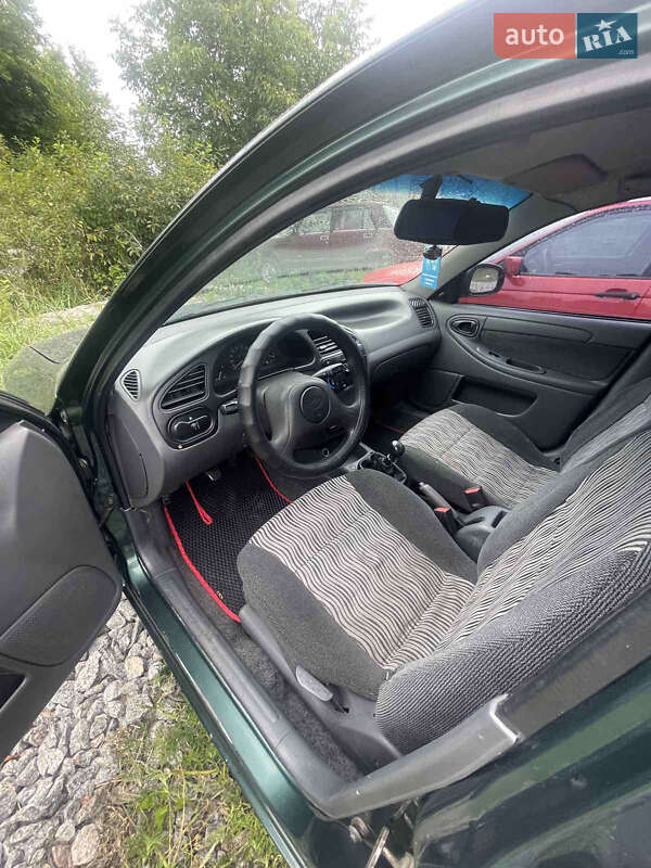 Седан ЗАЗ Sens 2013 в Павлиші