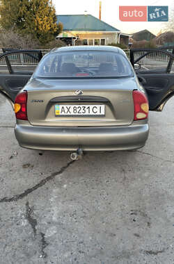 Хэтчбек ЗАЗ Sens 2011 в 