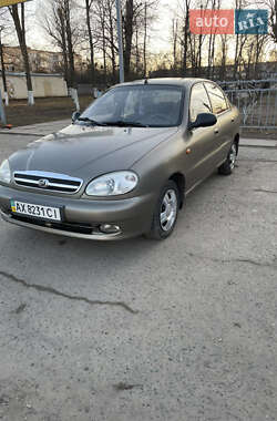 Хэтчбек ЗАЗ Sens 2011 в 