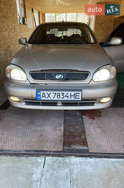 Хэтчбек ЗАЗ Sens 2011 в 