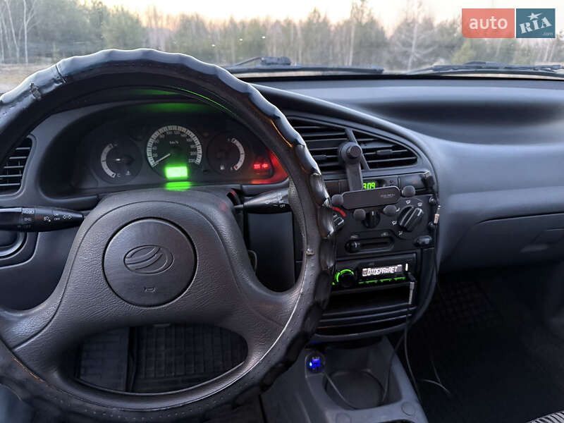 Седан ЗАЗ Sens 2015 в Макарові