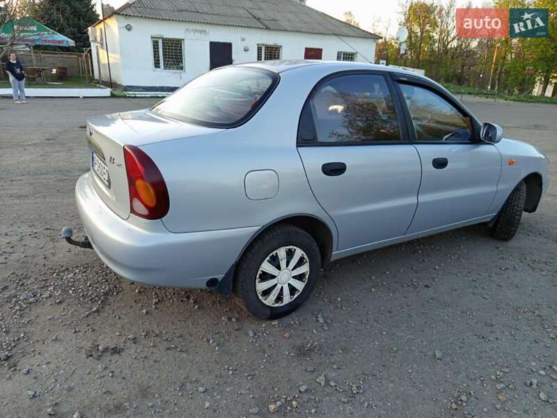 Седан ЗАЗ Sens 2012 в Синельниково