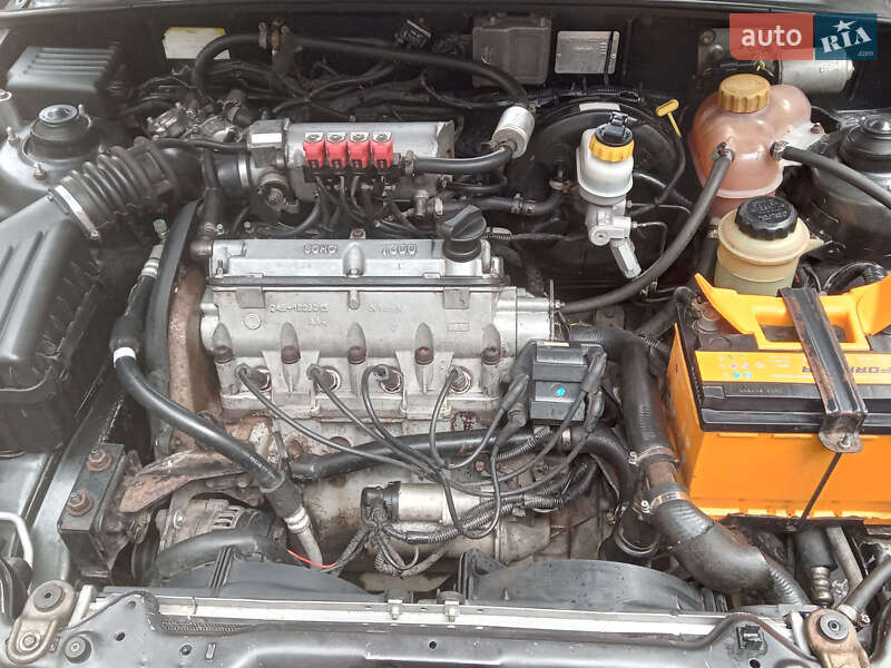 Седан ЗАЗ Sens 2011 в Мукачево