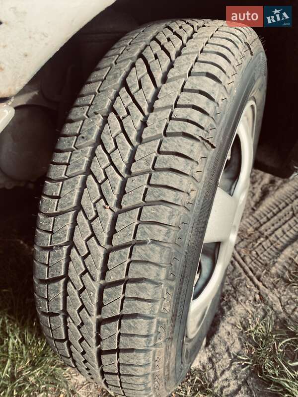 Седан ЗАЗ Sens 2007 в Киеве