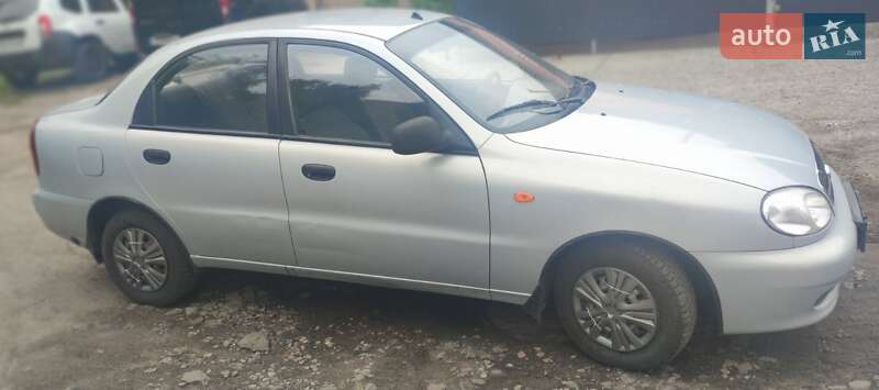 Седан ЗАЗ Sens 2011 в Чернігові