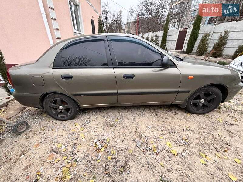 Седан ЗАЗ Sens 2011 в Печенегах
