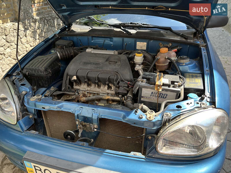 Седан ЗАЗ Sens 2011 в Кременце