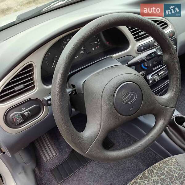 Седан ЗАЗ Sens 2011 в Староконстантинове