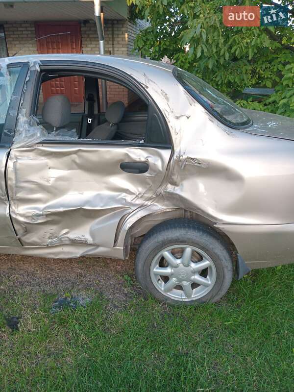 Седан ЗАЗ Sens 2011 в Радехове