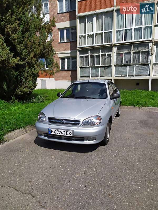 Седан ЗАЗ Sens 2011 в Староконстантинове