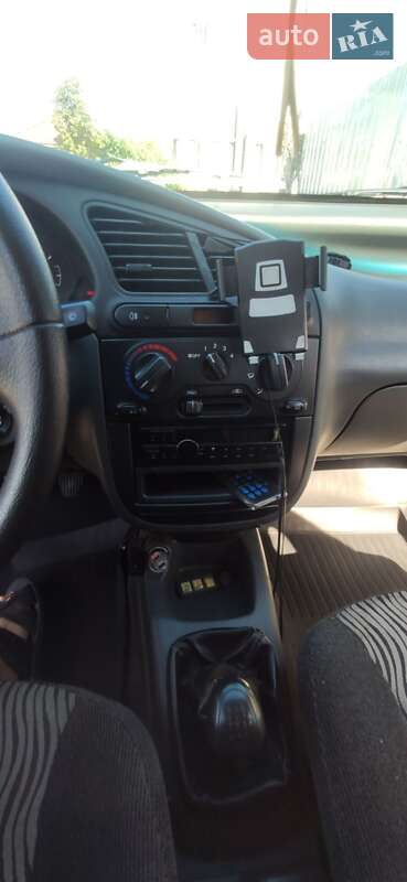 Седан ЗАЗ Sens 2012 в Петропавлівській Борщагівці