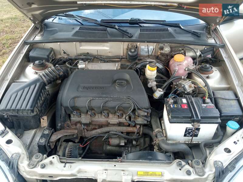 Седан ЗАЗ Sens 2015 в Мукачево