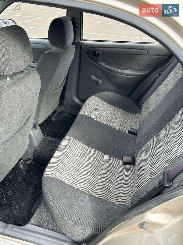 Хетчбек ЗАЗ Sens 2013 в Одесі