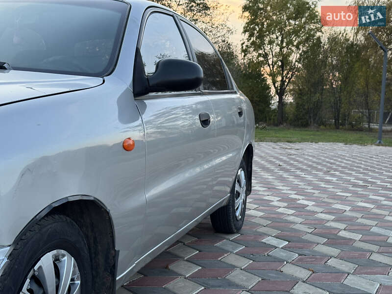 Седан ЗАЗ Sens 2007 в Чернівцях