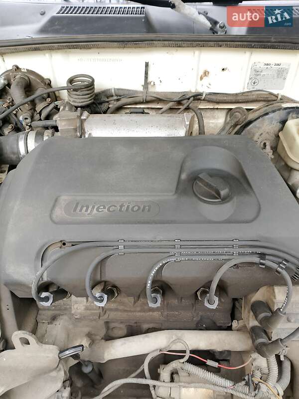 Седан ЗАЗ Sens 2007 в Дніпрі