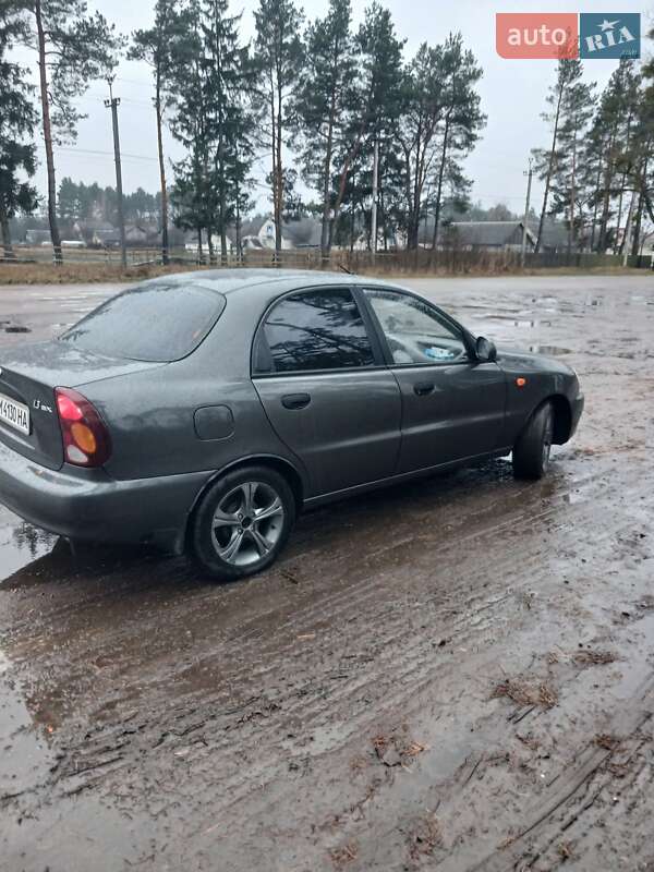 Седан ЗАЗ Sens 2012 в Олевске