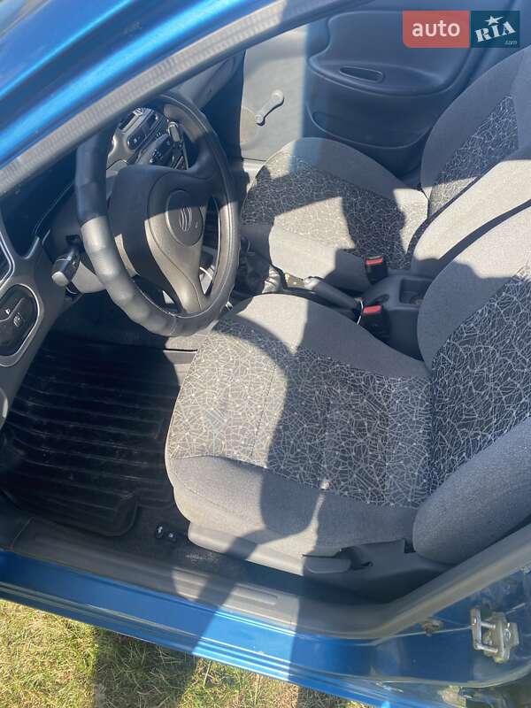 Седан ЗАЗ Sens 2011 в Радомышле