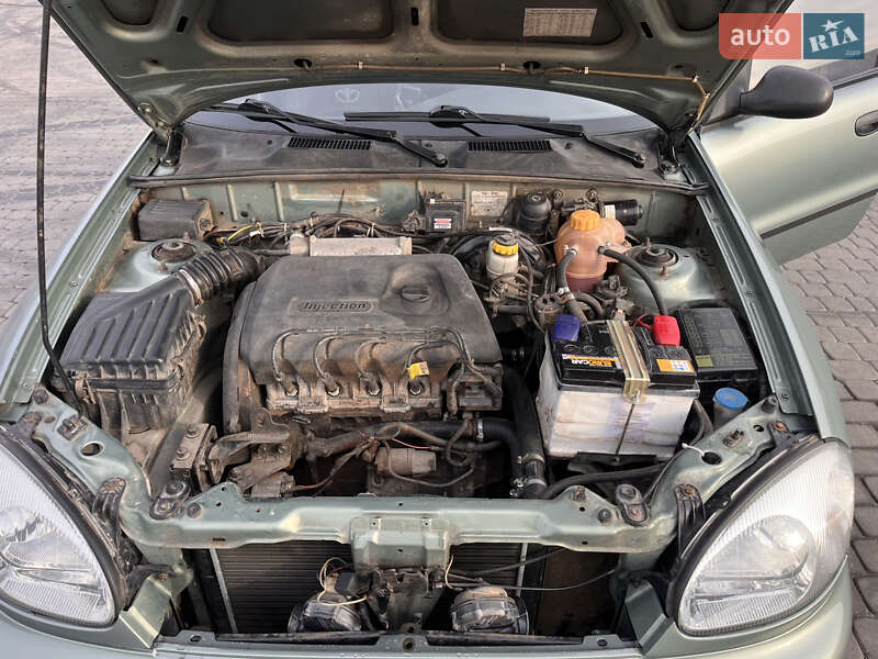 Седан ЗАЗ Sens 2009 в Новомосковську