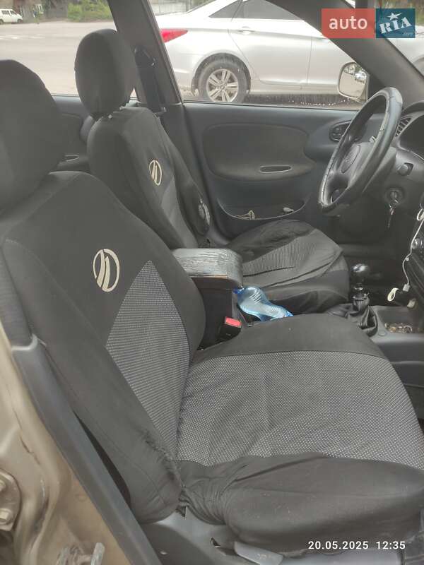 Седан ЗАЗ Sens 2013 в Житомире