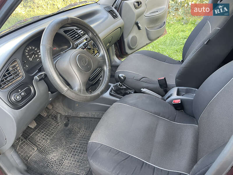 Седан ЗАЗ Sens 2012 в Кривом Роге