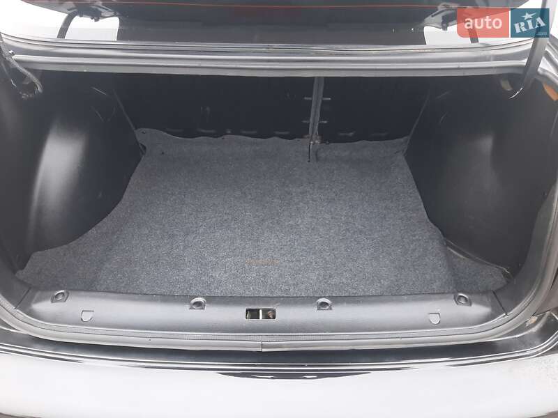 Седан ЗАЗ Sens 2014 в Виноградові