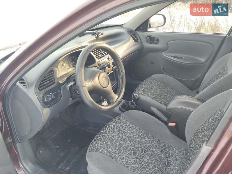 Седан ЗАЗ Sens 2011 в Печенегах