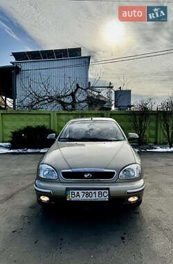 Седан ЗАЗ Sens 2014 в Новоархангельске