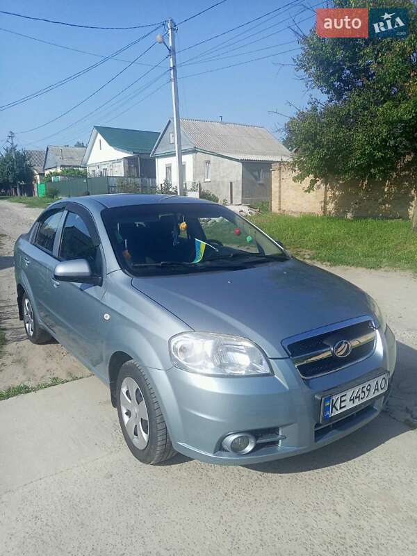 Седан ЗАЗ Vida 2013 в Верхнеднепровске