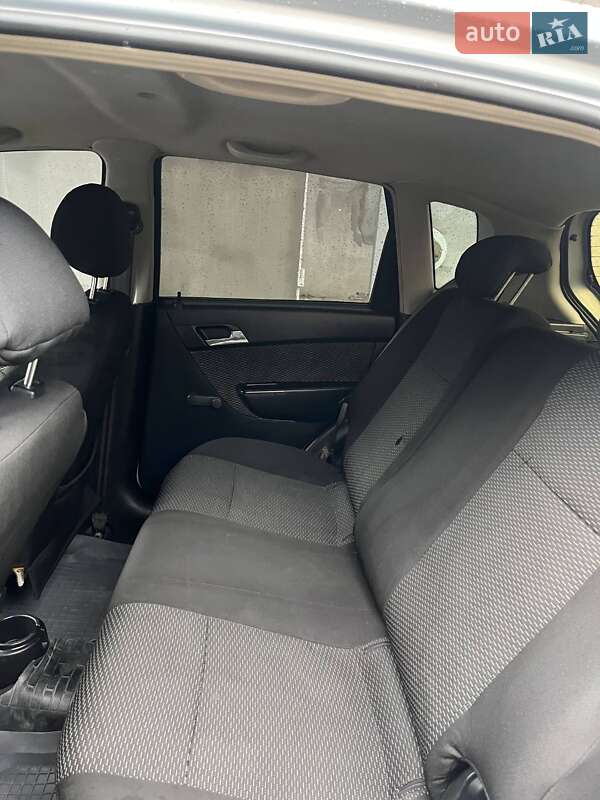 Хетчбек ЗАЗ Vida 2014 в Новому Бузі фото 3 Хетчбек ЗАЗ Vida 2014 в Новому Бузі