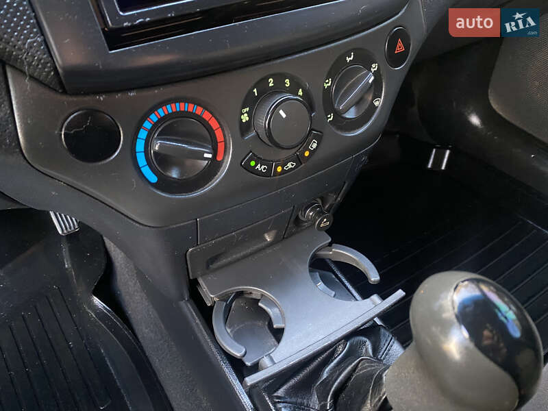 Седан ЗАЗ Vida 2013 в Краснограді