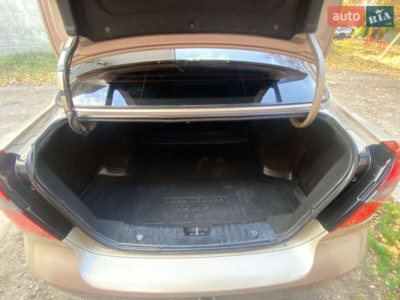 Седан ЗАЗ Vida 2013 в Краснограді