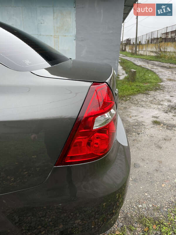 Седан ЗАЗ Vida 2012 в Желтых Водах