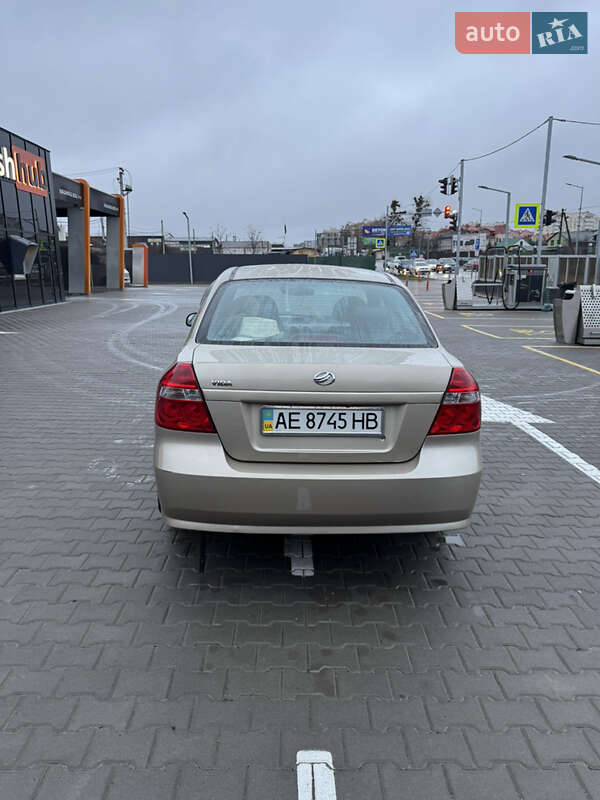 Седан ЗАЗ Vida 2012 в Софіївській Борщагівці