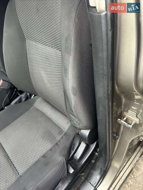 Седан ЗАЗ Vida 2012 в Хотові