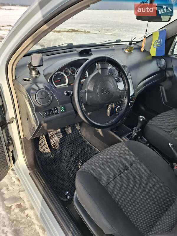 Седан ЗАЗ Vida 2013 в Почаеве фото 9 Седан ЗАЗ Vida 2013 в Почаеве