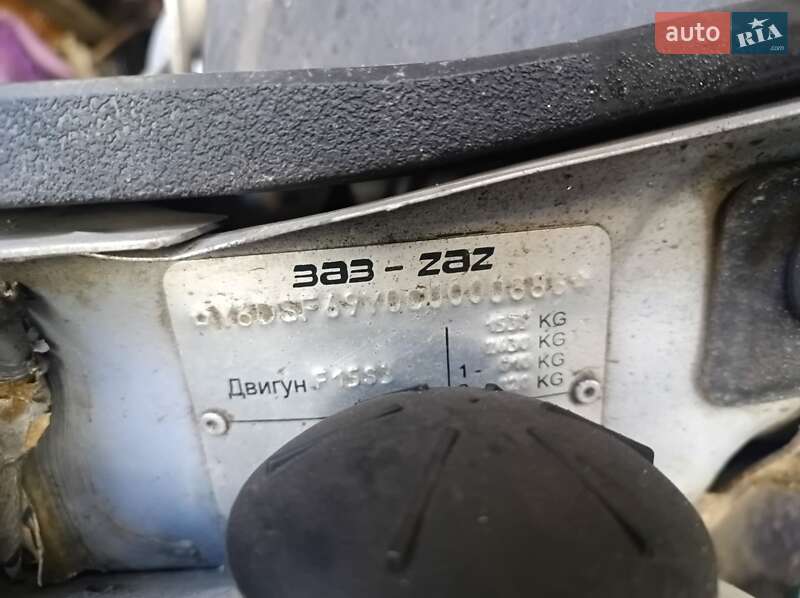 Седан ЗАЗ Vida 2012 в Кореці