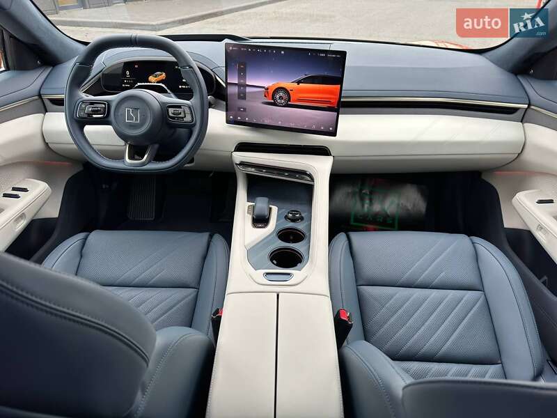 Внедорожник / Кроссовер Zeekr 001 2024 в Ивано-Франковске