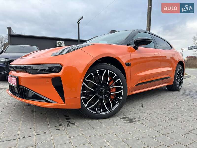 Внедорожник / Кроссовер Zeekr 001 2024 в Ивано-Франковске