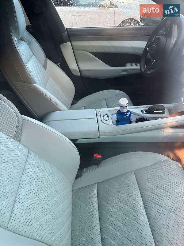 Внедорожник / Кроссовер Zeekr 001 2024 в Киеве