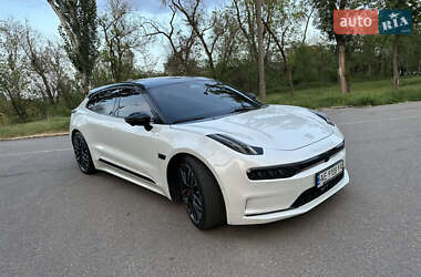 Внедорожник / Кроссовер Zeekr 001 2023 в 