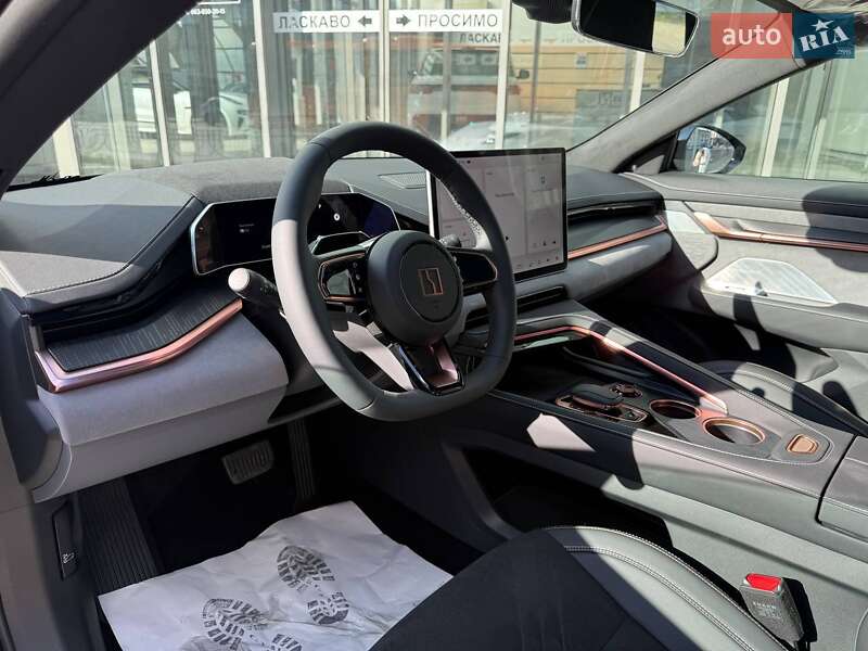 Внедорожник / Кроссовер Zeekr 001 2025 в Киеве