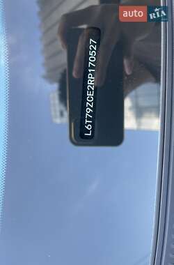 Внедорожник / Кроссовер Zeekr 001 2024 в 