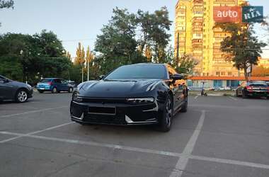 Внедорожник / Кроссовер Zeekr 001 2024 в 
