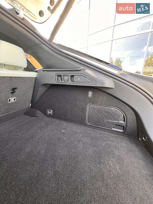 Внедорожник / Кроссовер Zeekr 001 2024 в Днепре