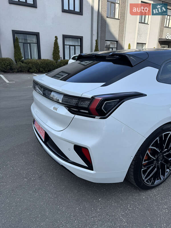 Внедорожник / Кроссовер Zeekr 001 2024 в Каменец-Подольском