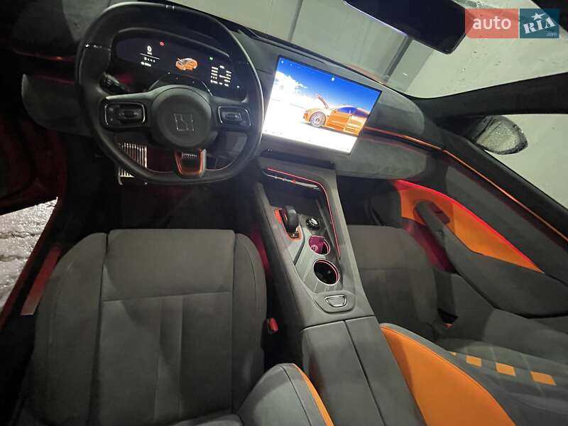 Позашляховик / Кросовер Zeekr 001 2024 в Кролевці